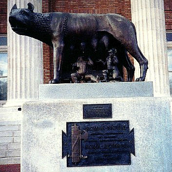 Statue of Capitoline Wolf